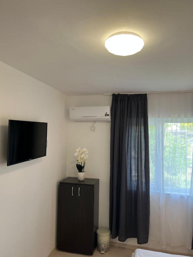 Bymandu Apartment คอร์บู ภายนอก รูปภาพ